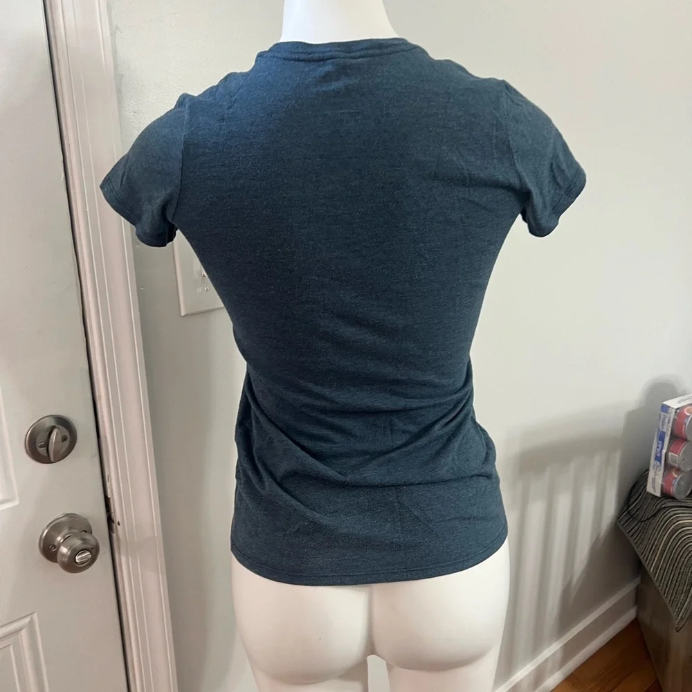 The North Face Blue Fitted Polo T-Shirt Short Sleeve - Picture 3 of 3